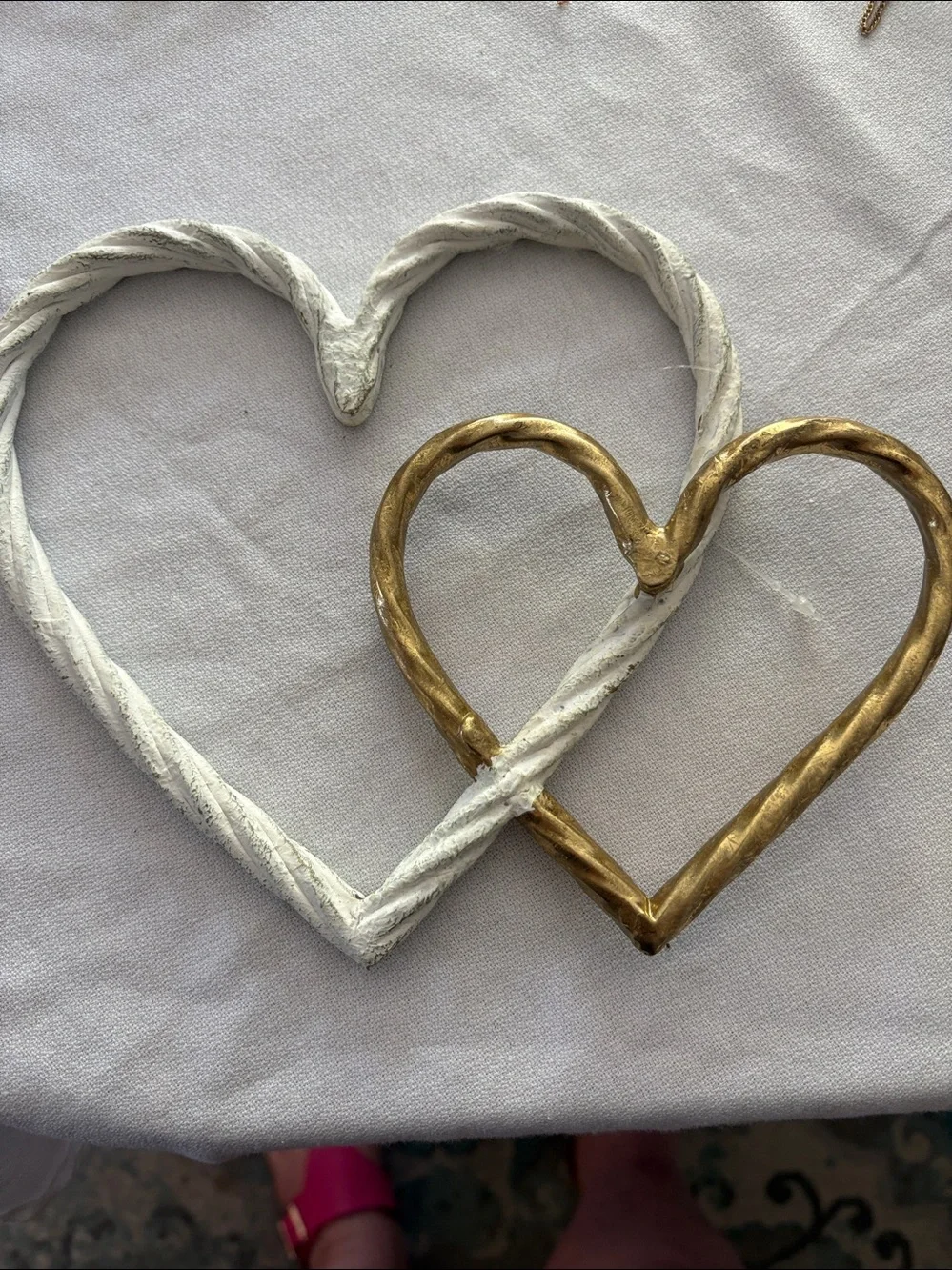 Decorative Interlocking Heart Wall Art - White & Gold